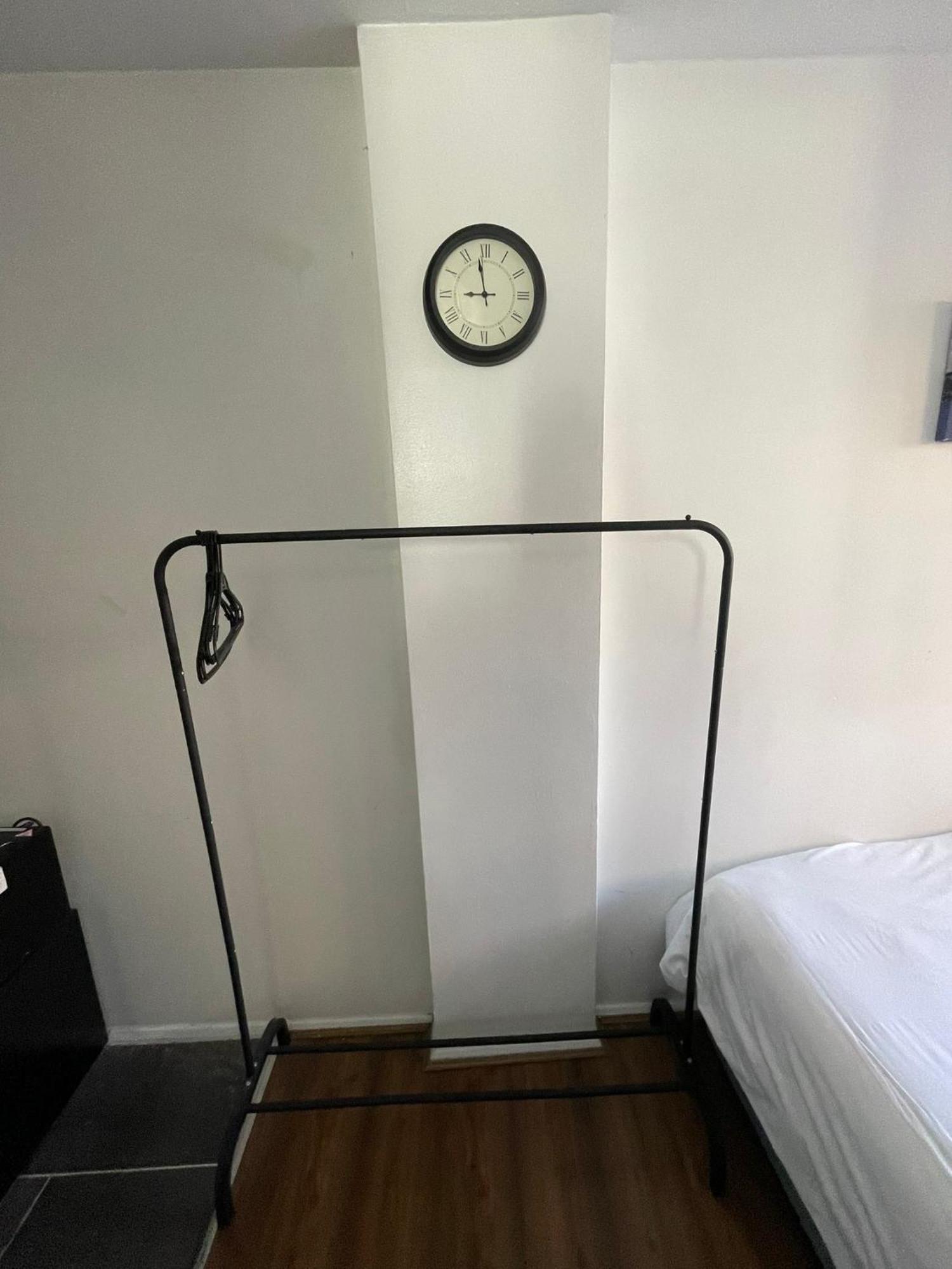 Fantastic Studio, Private Bathroom And Mini Kitchen. Thamesmead  Ngoại thất bức ảnh